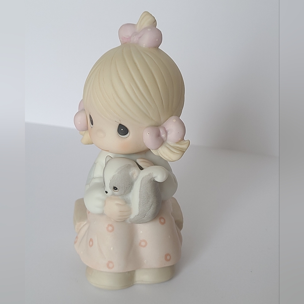 Vintage 80s Precious Moments Girl Skunk Collectible Porcelain Figurine - Picture 6 of 9